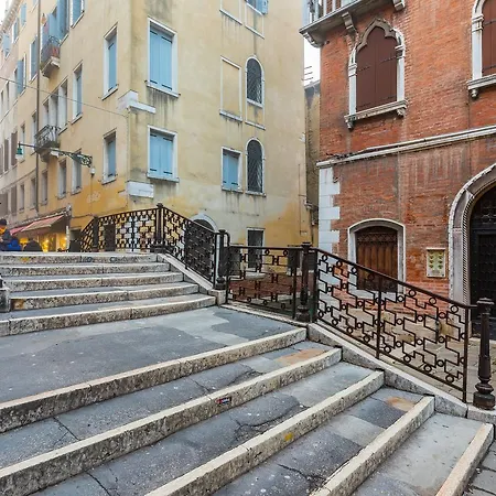 Apartament San Provolo